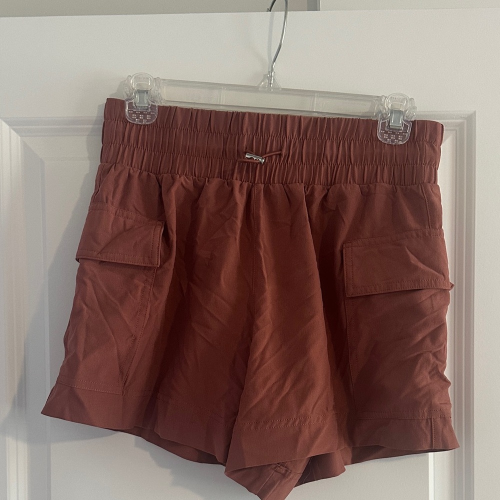 Abercrombie and Fitch Women's Rust Cargo Shorts